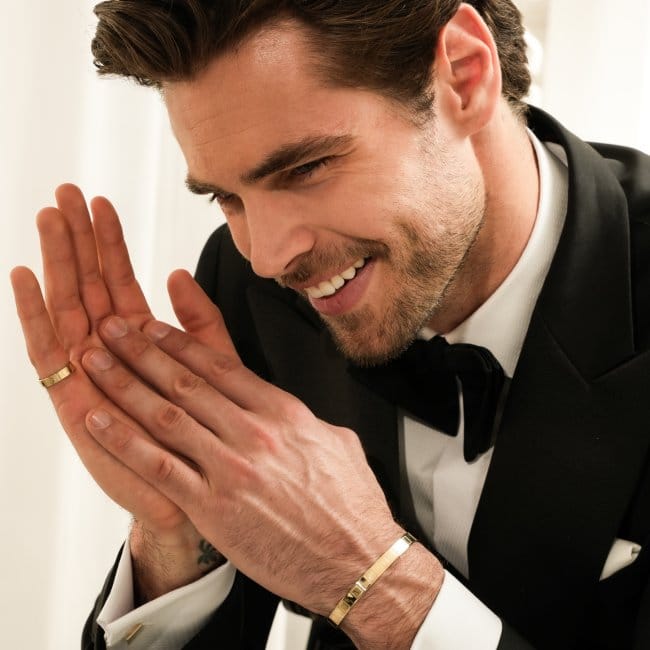 Bratara fixa aur galben barbati, Bangle King Wide