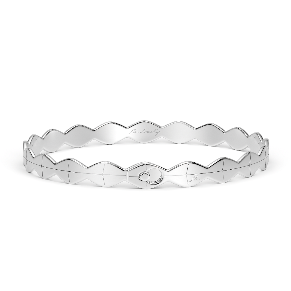 14 KT white gold Infinity bracelet