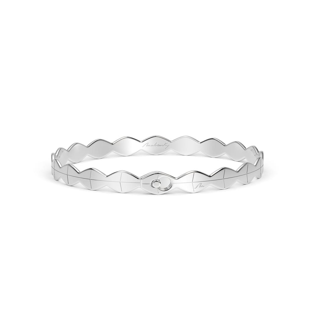 14 KT white gold Infinity bracelet
