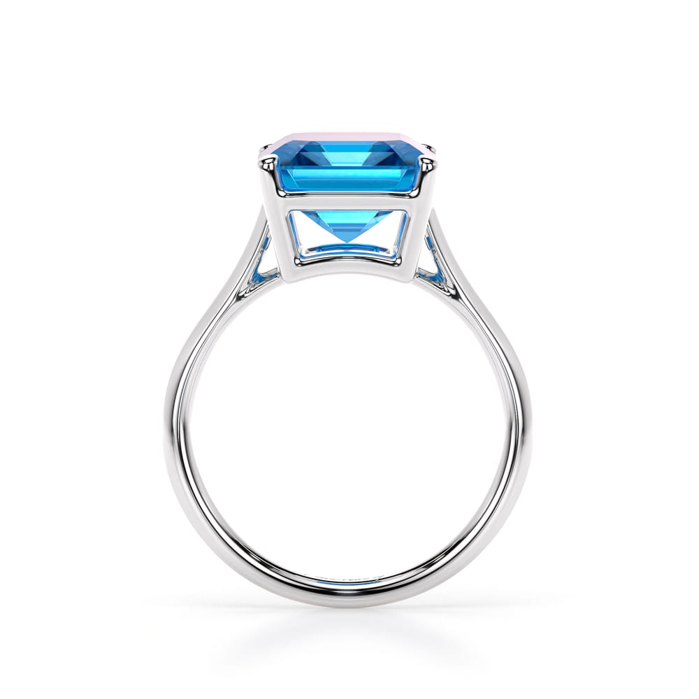 Inel din aur alb cu TOPAZ ALBASTRU DESCHIS 7.84 CT, La Grande Bellezza
