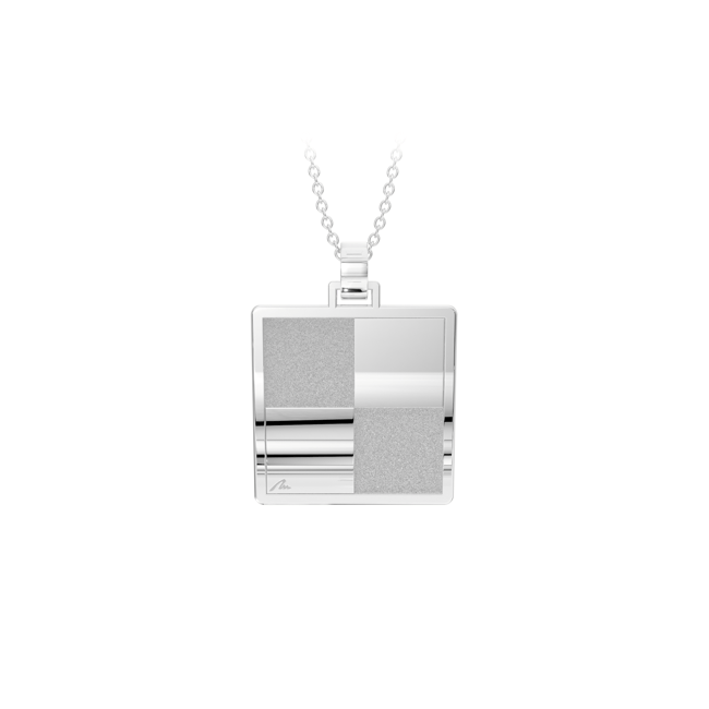 14 KT white gold King Board pendant