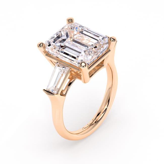 Inel de Logodna Trilogy Aur Roz 18 KT Emerald Cut 5.00 CT