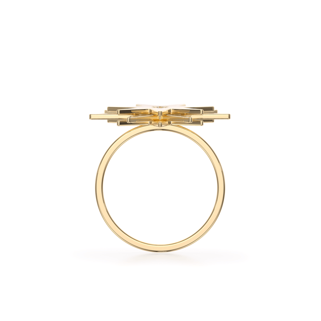 14 KT yellow gold Venus ring with white diamond