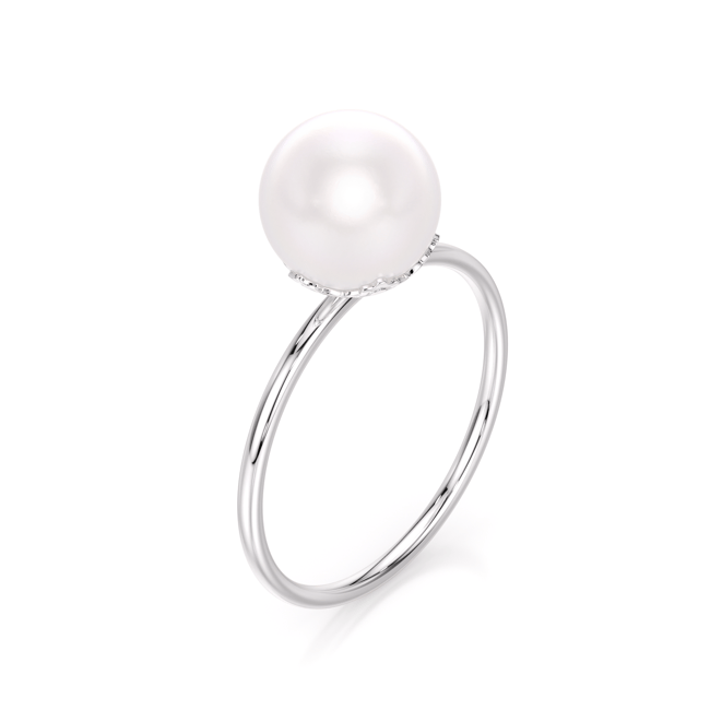 14 KT white gold Pearl ring