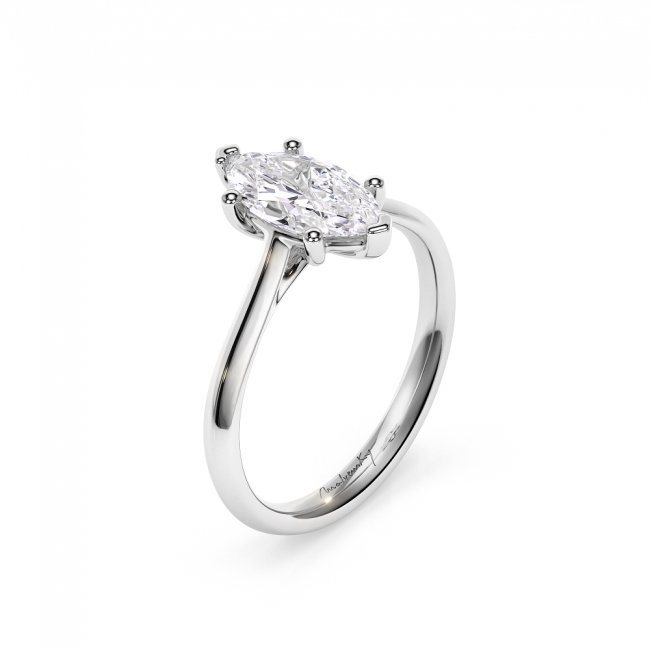 18 KT White Gold Classic Engagement Ring Marquise Cut 1.00 CT
