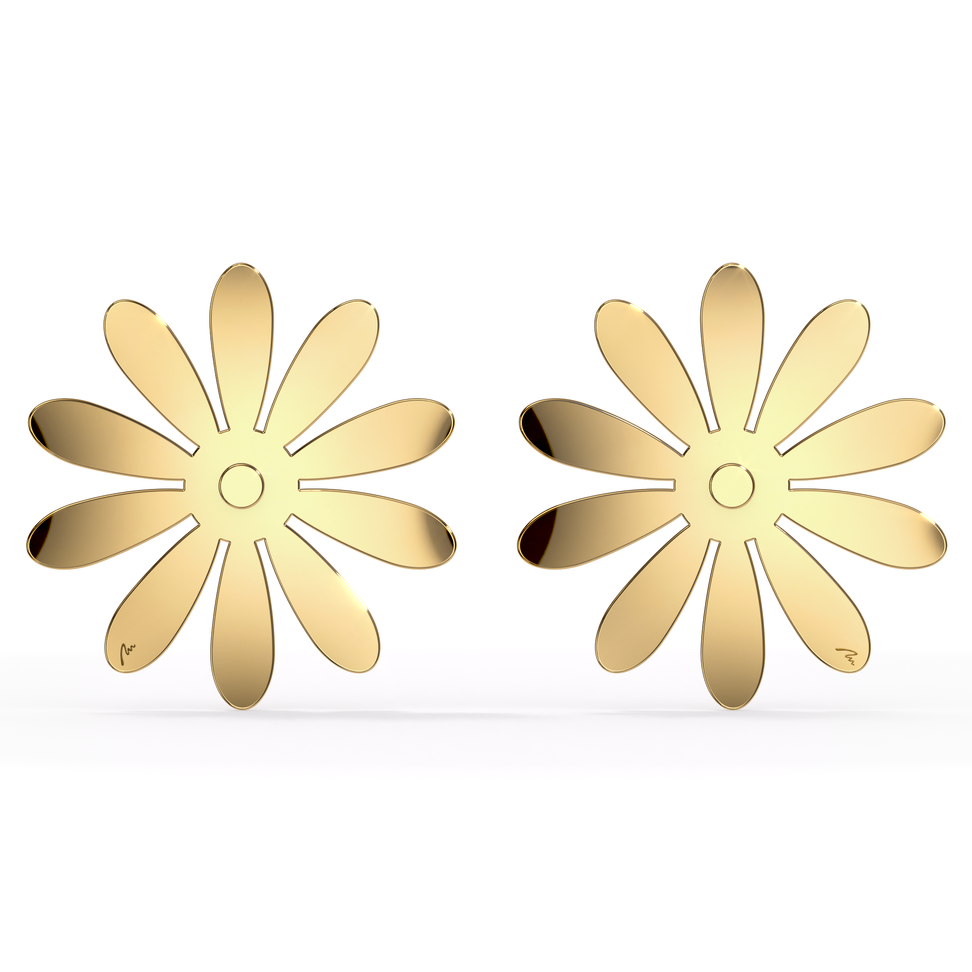 14 KT yellow gold Margareta L earrings